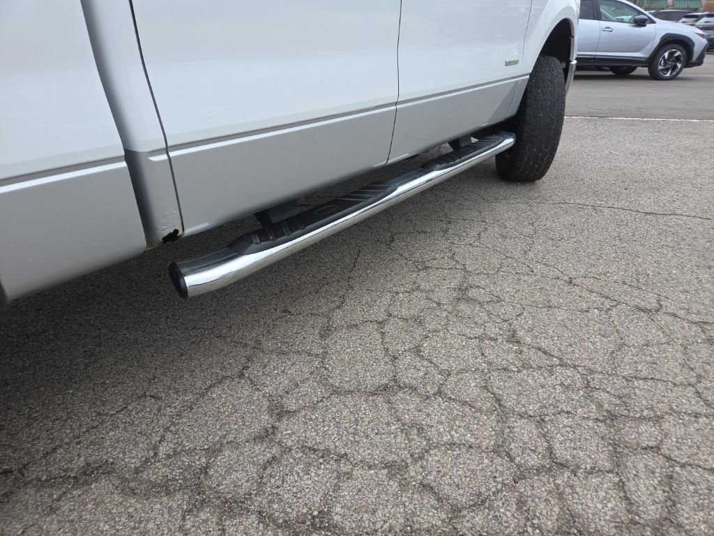Used 2011 Ford F150 XLT w/ XLT Chrome Pkg image 9