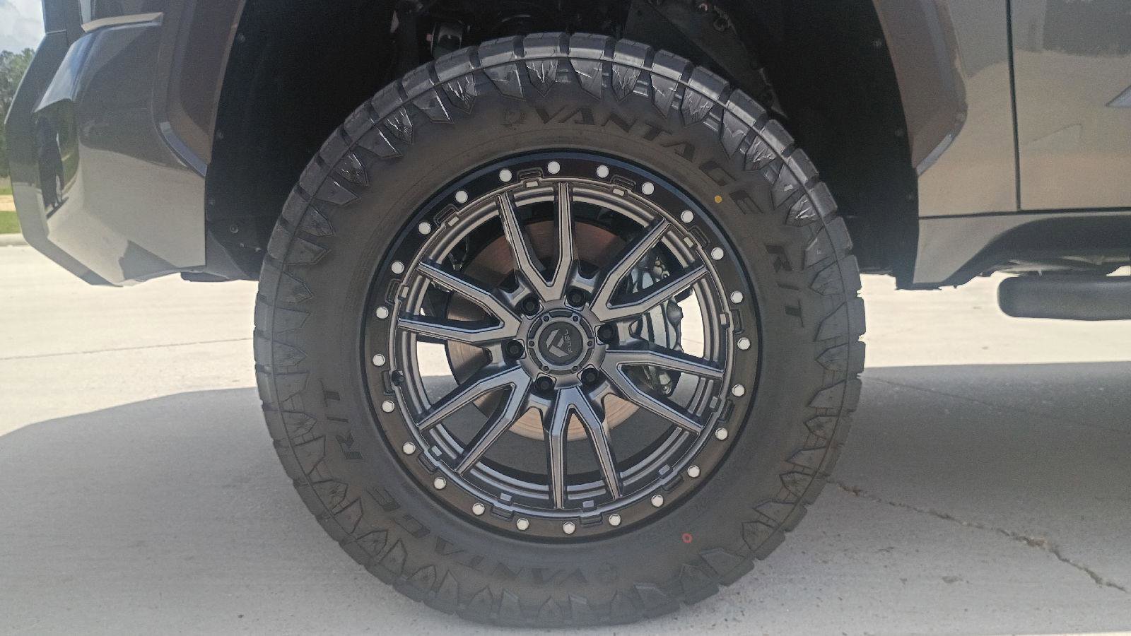 New 2026 Toyota Tundra Limited AWD/4WD image 26