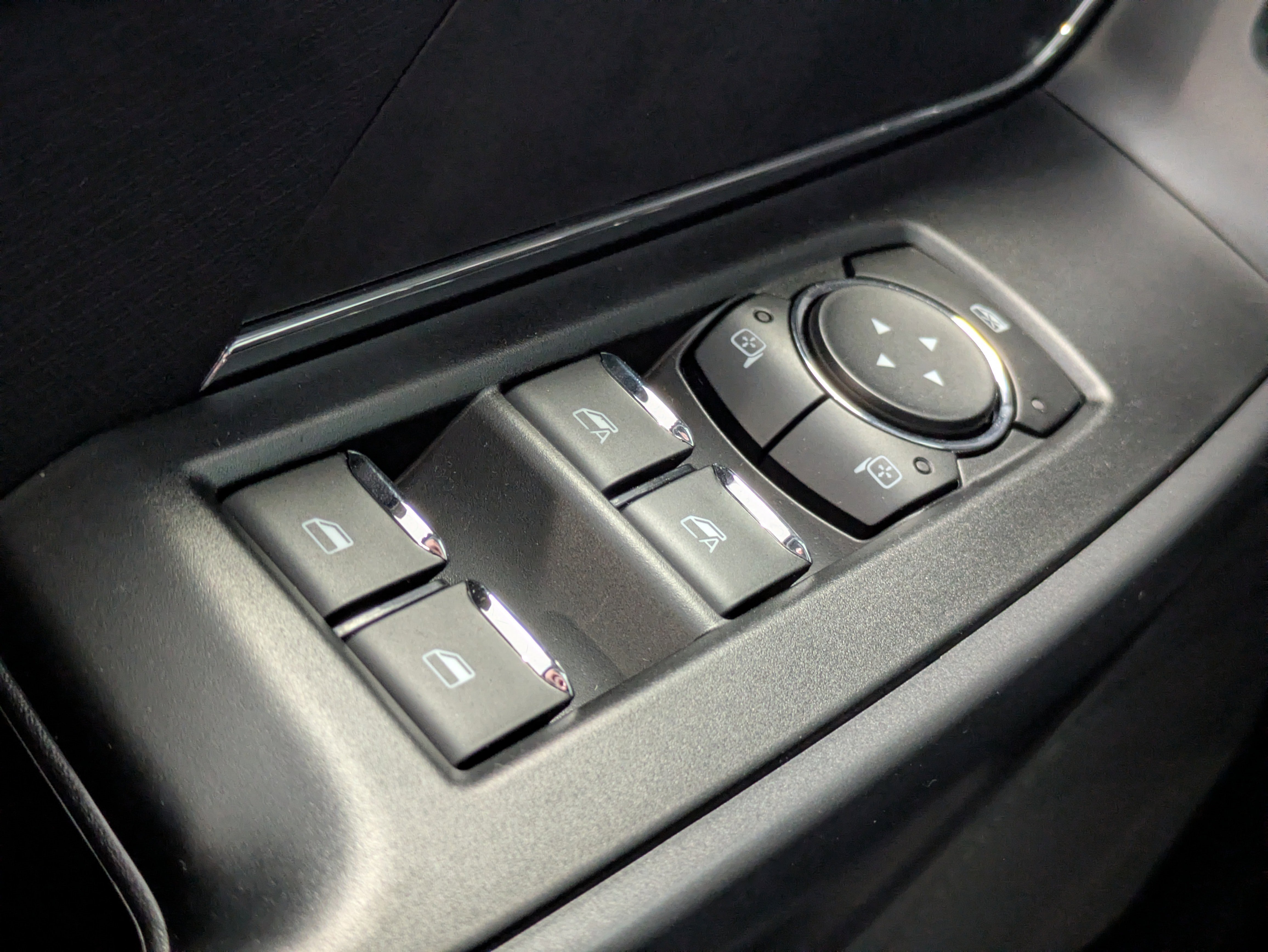 New 2025 Ford F150 XLT w/ Equipment Group 302A MID image 10