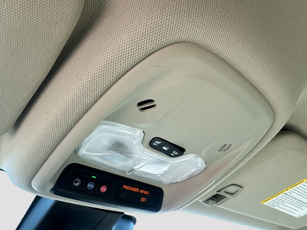 Used 2025 Buick Encore GX Preferred image 18