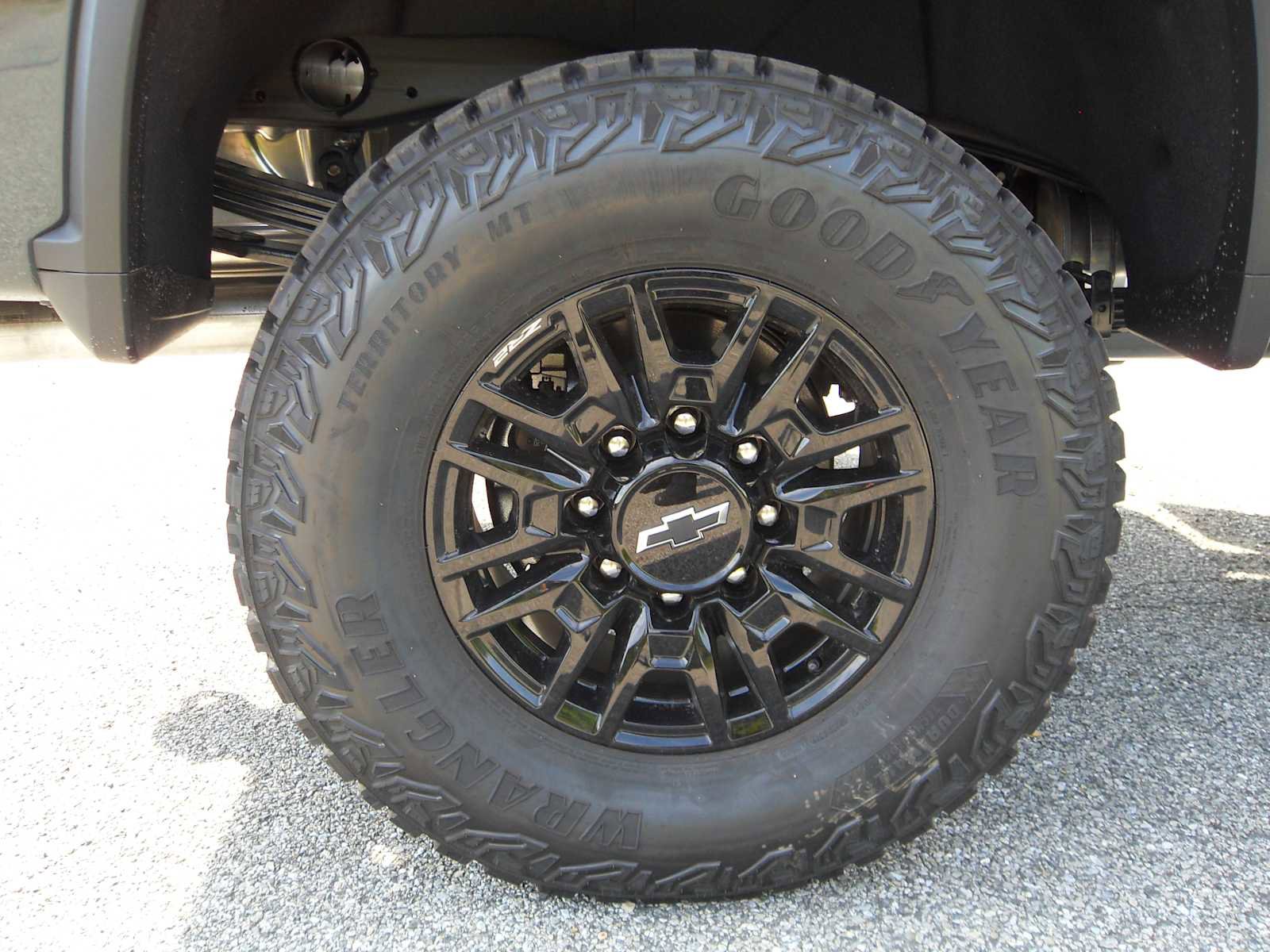 New 2026 Chevrolet Silverado 2500 ZR2 image 13