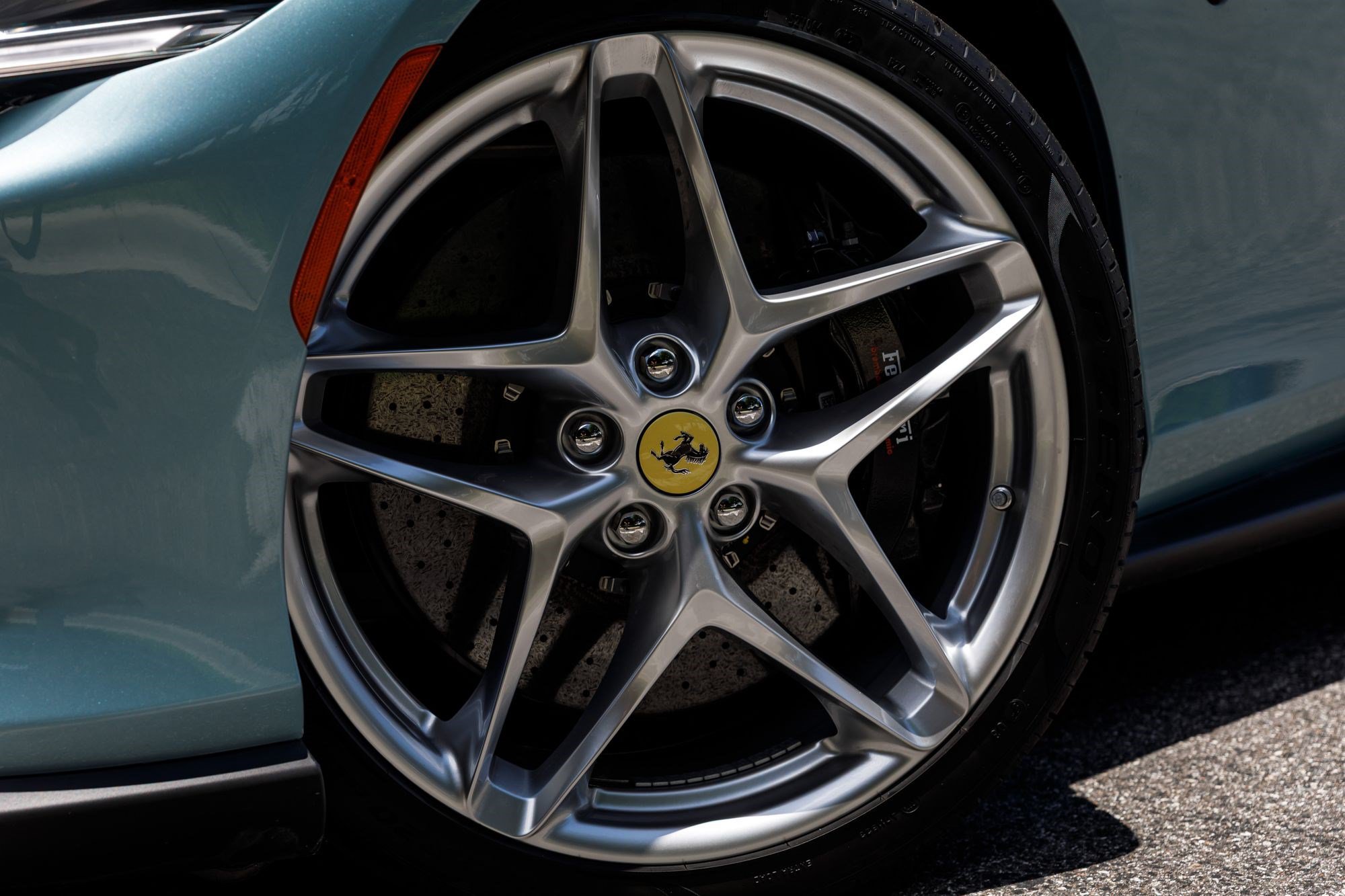 Used 2026 Ferrari Roma Spider RWD image 46