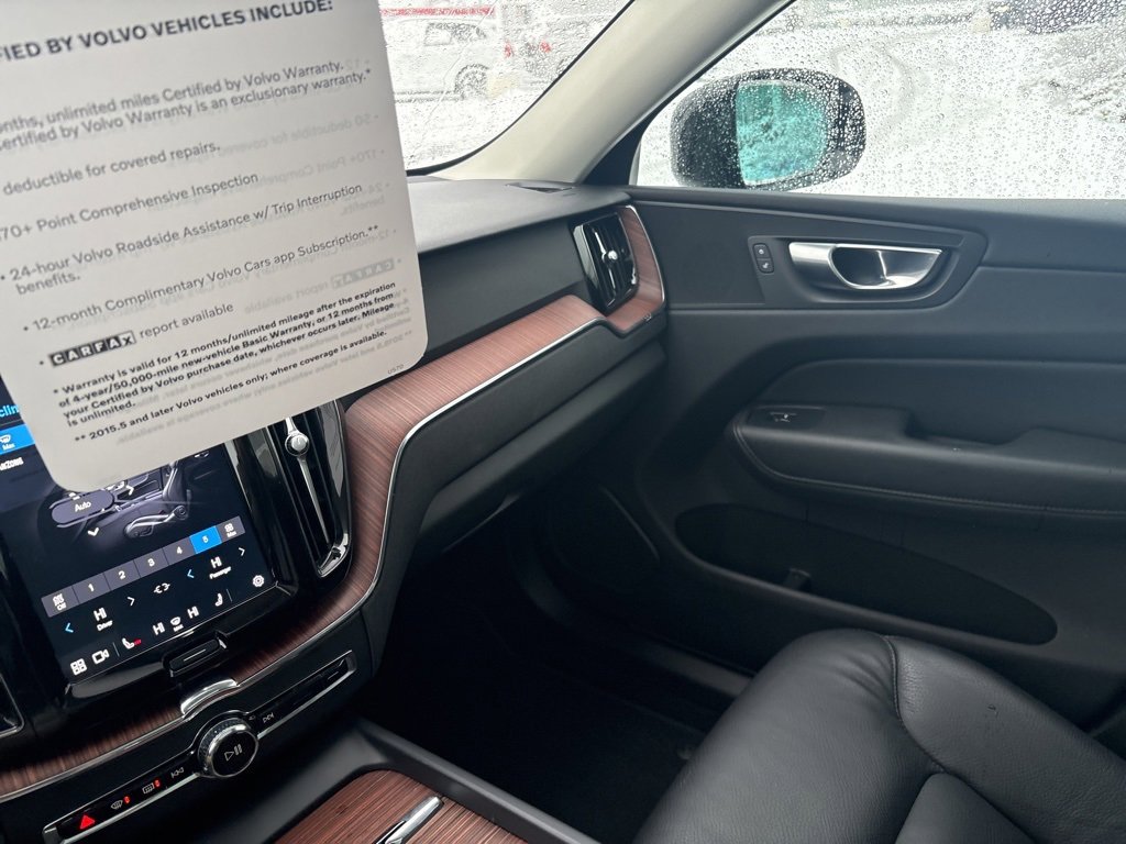 Certified 2024 Volvo XC60 B5 Plus image 32