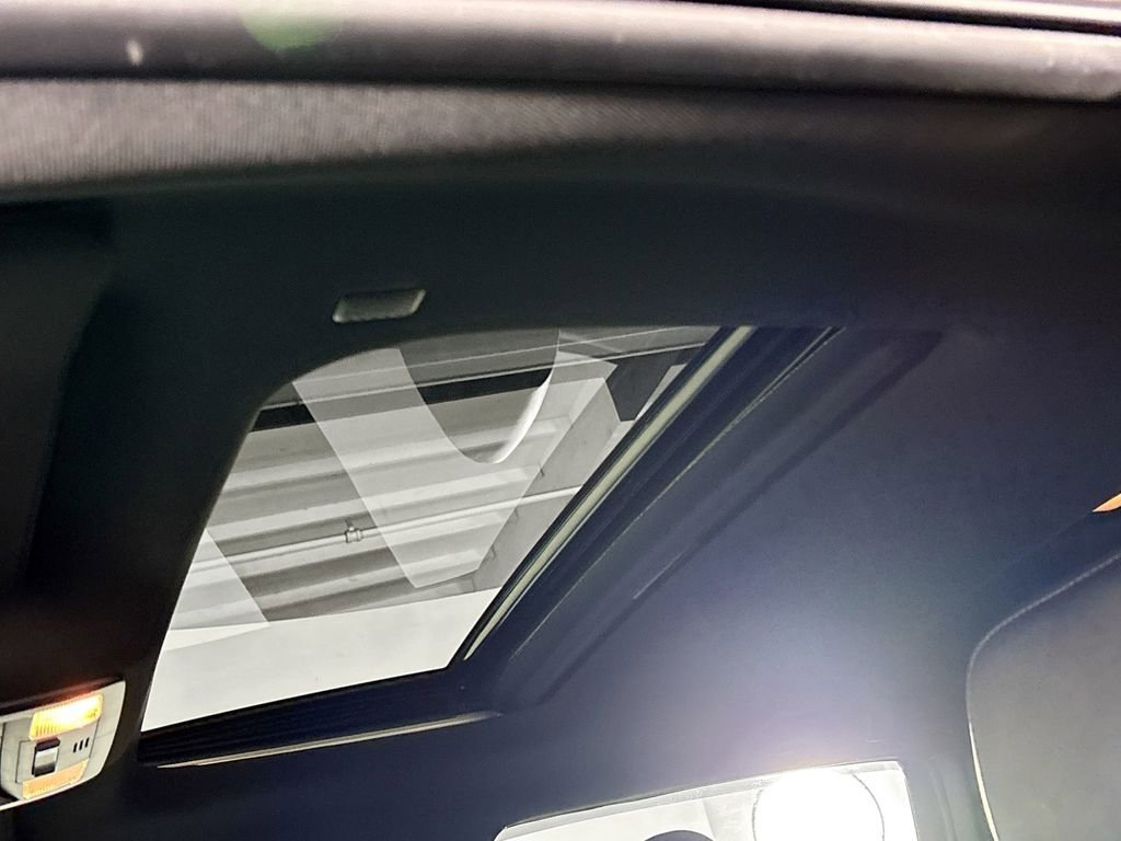 Used 2023 Toyota Tacoma Limited image 18