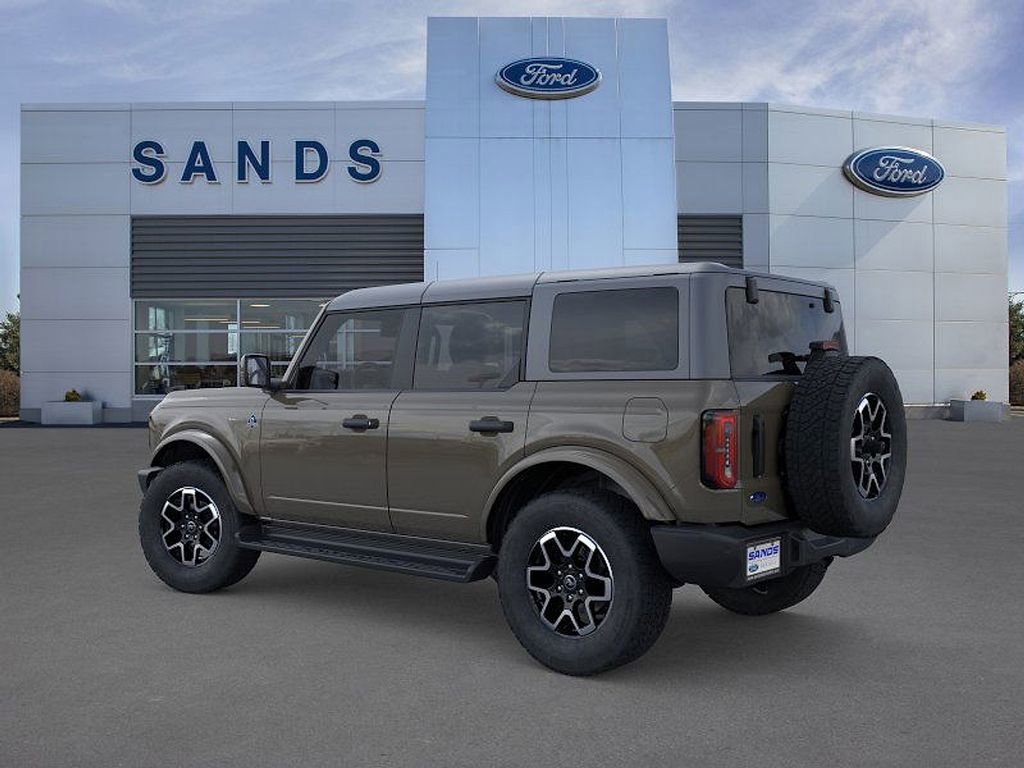 New 2026 Ford Bronco Outer Banks image 4