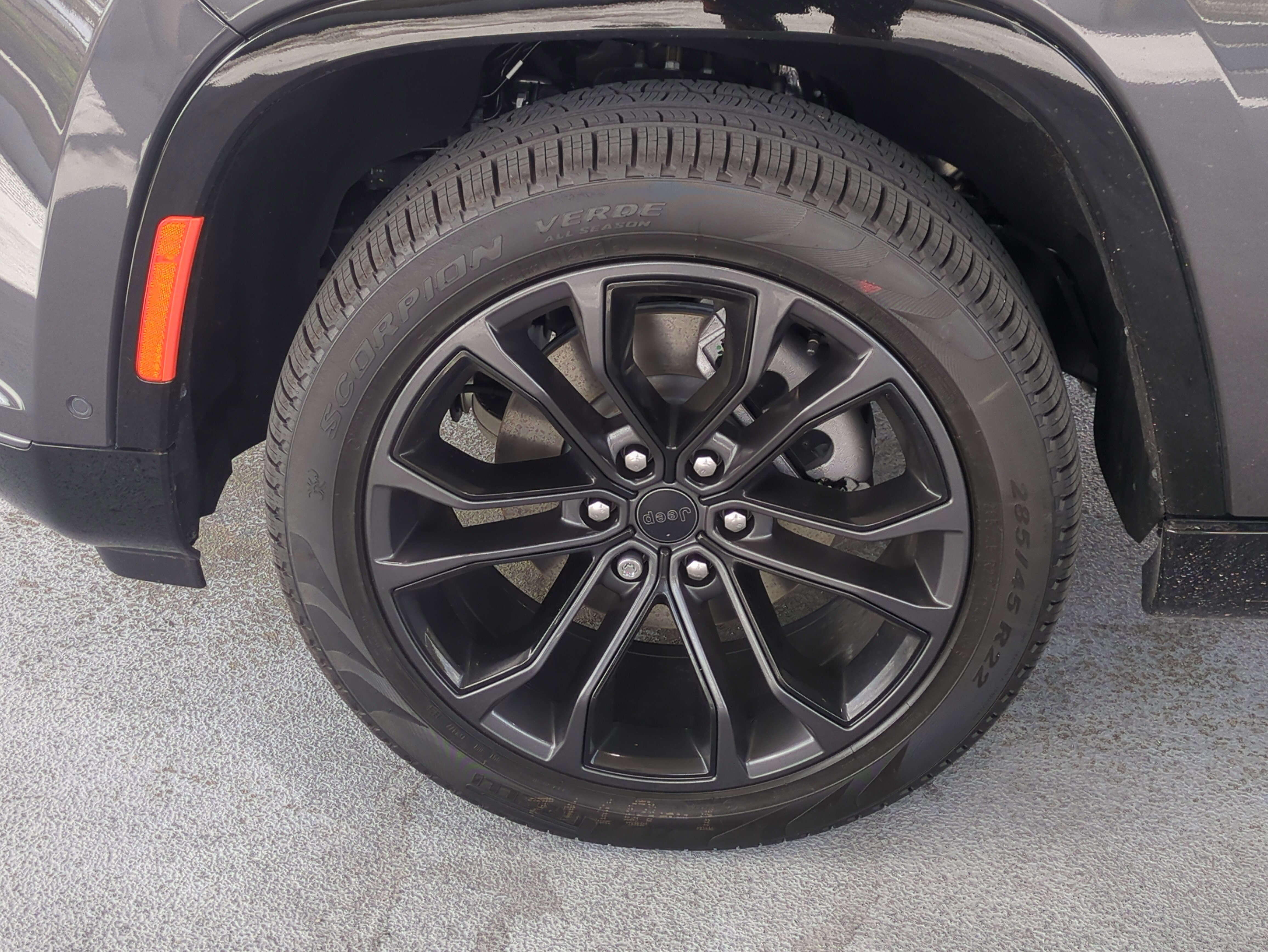 New 2026 Jeep Grand Wagoneer L Summit w/ Premium Group III image 11