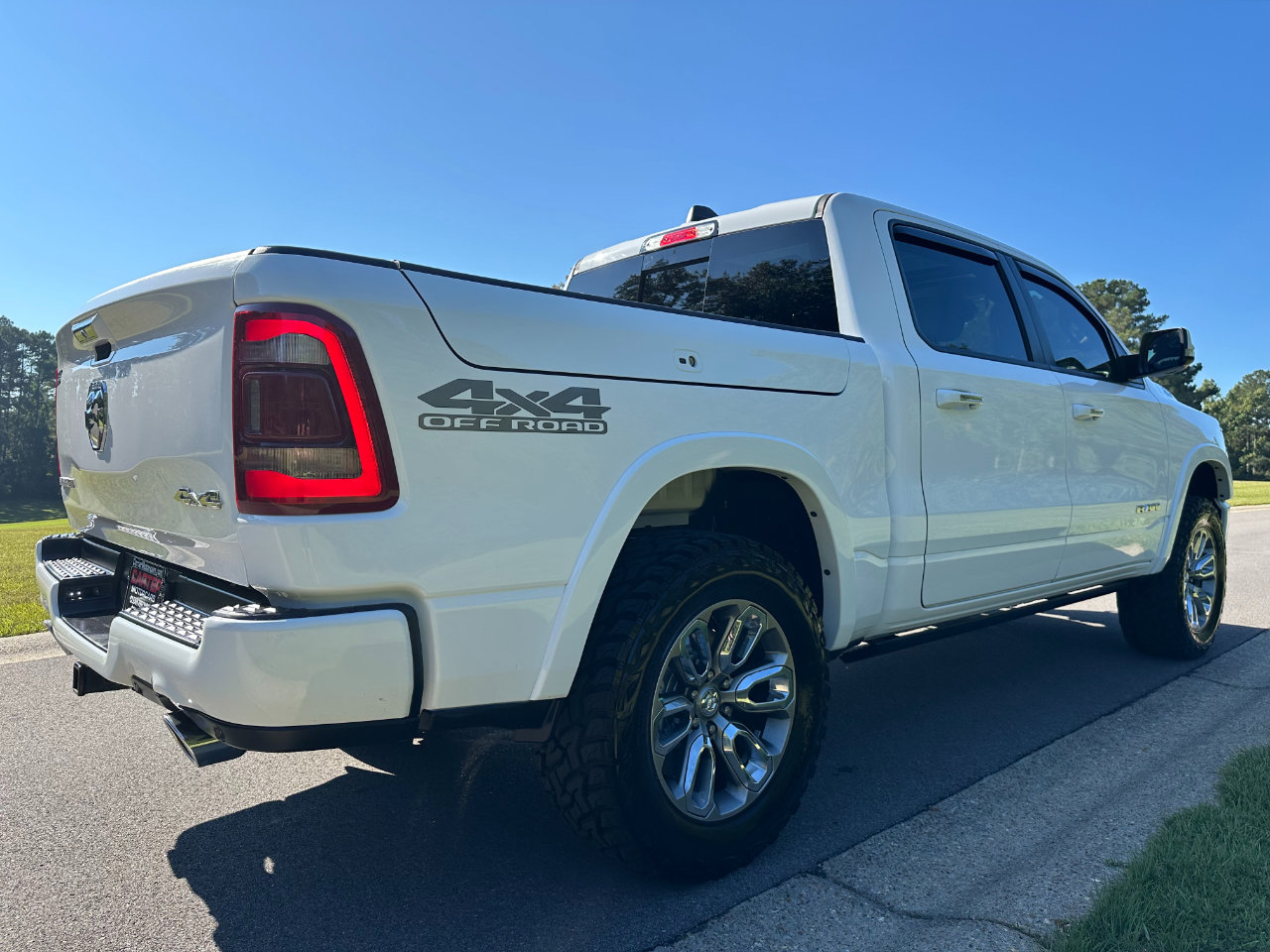 Used 2021 RAM 1500 Laramie w/ Laramie Southwest Edition image 5