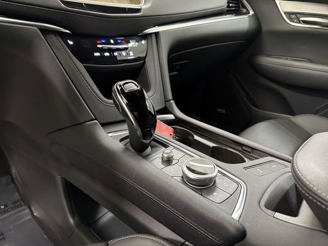 Certified 2024 Cadillac XT6 Luxury w/ LPO, Floor Liner Package image 23