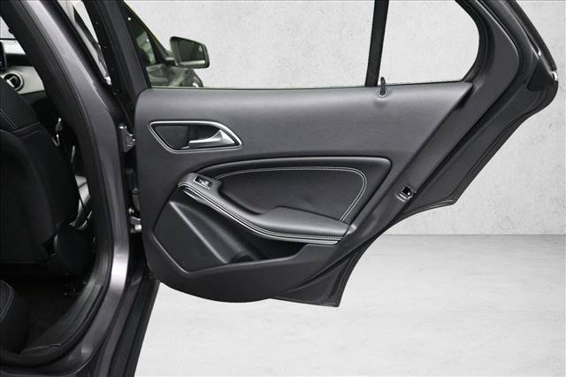Used 2015 Mercedes-Benz GLA 250 4MATIC image 27