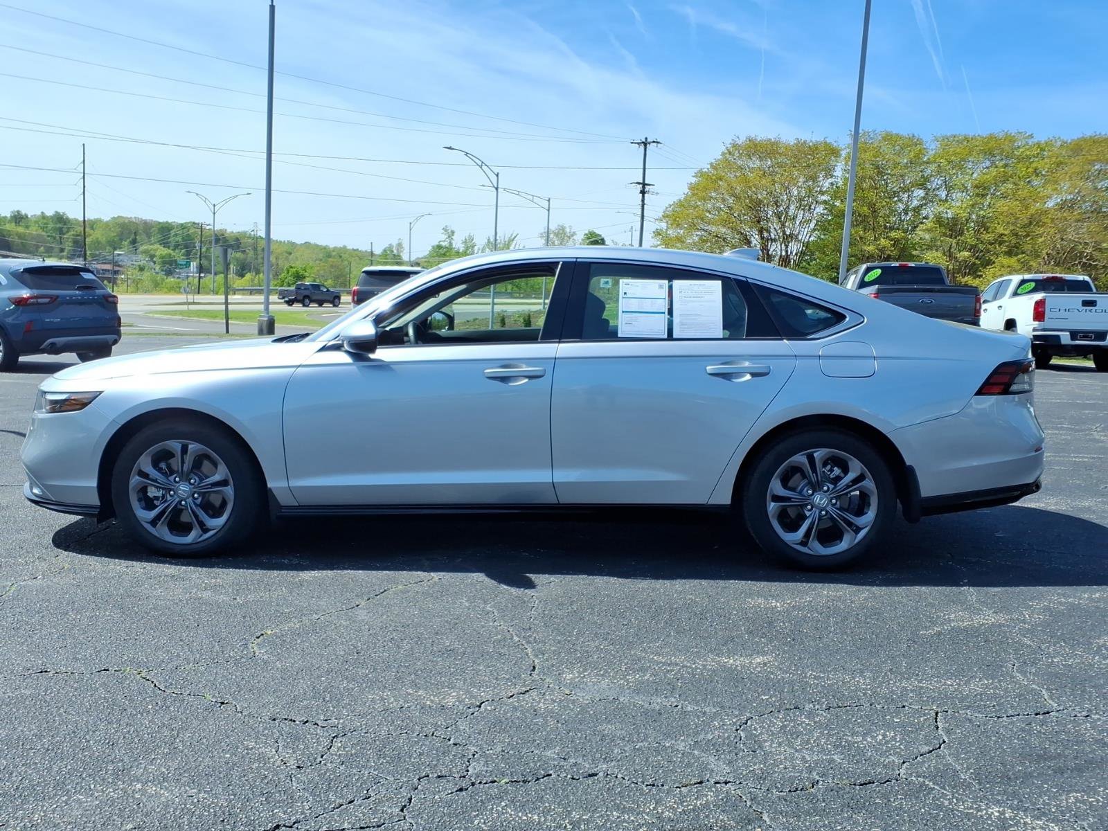 Used 2025 Honda Accord EX-L image 5