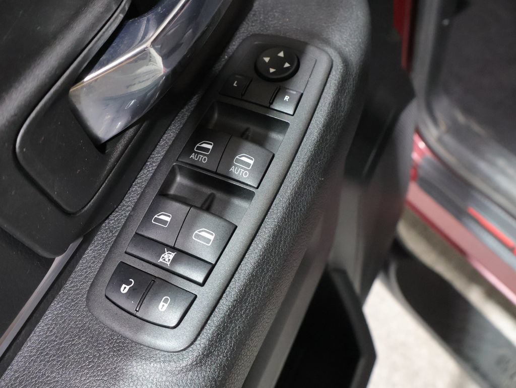 Used 2023 RAM 1500 Warlock w/ Trailer & Traction Group AWD/4WD image 17