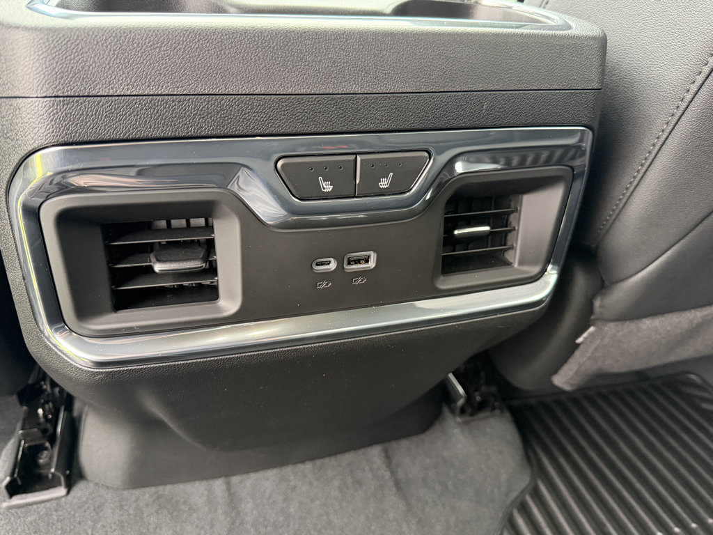 New 2026 Chevrolet Silverado 1500 LTZ w/ LTZ Premium Package AWD/4WD image 20