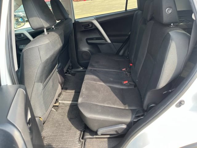 Used 2017 Toyota RAV4 LE FWD image 12