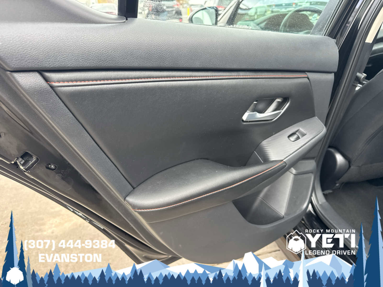Used 2025 Nissan Sentra SR FWD image 19