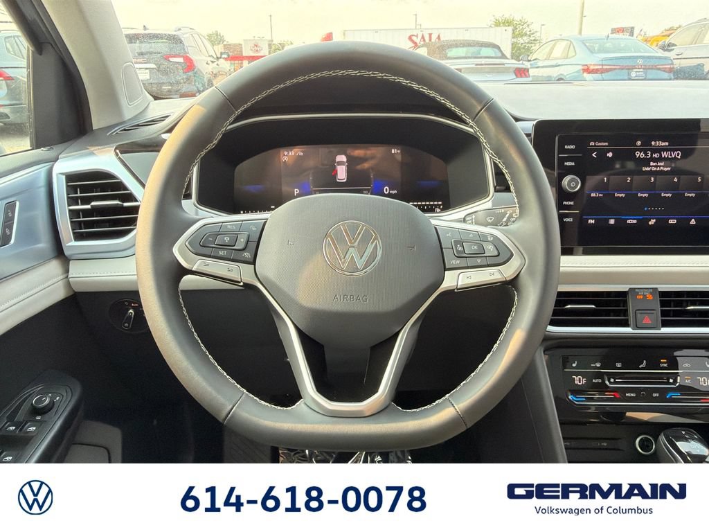 New 2026 Volkswagen Taos SE AWD/4WD image 21