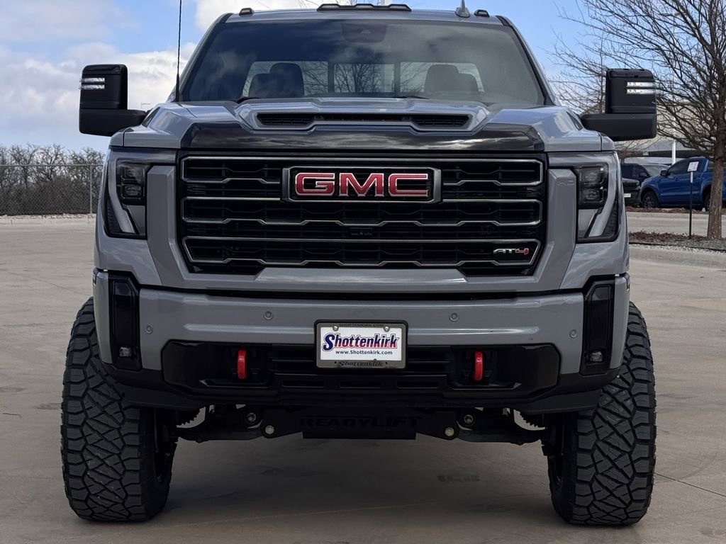 Used 2025 GMC Sierra 2500 AT4 w/ AT4 Premium Plus Package image 7