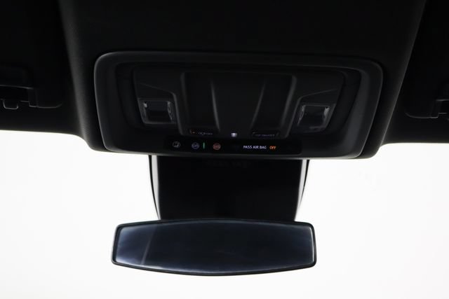 Used 2023 Chevrolet Silverado 1500 LT AWD/4WD image 23