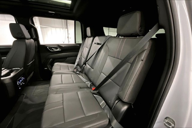 Used 2024 Chevrolet Suburban RST w/ Luxury Package AWD/4WD image 26