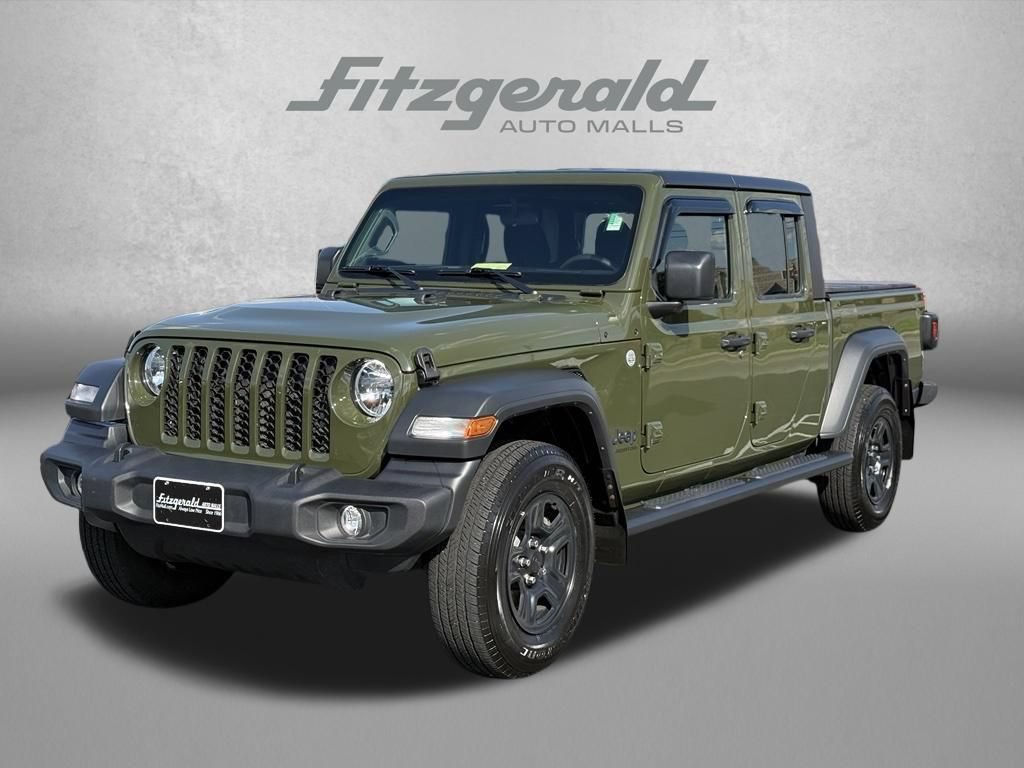 Used 2021 Jeep Gladiator Sport w/ Trailer Tow Package AWD/4WD image 3