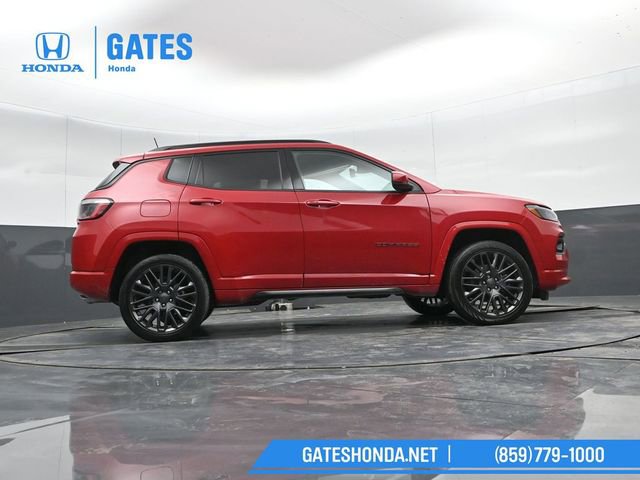 Used 2022 Jeep Compass Limited image 36