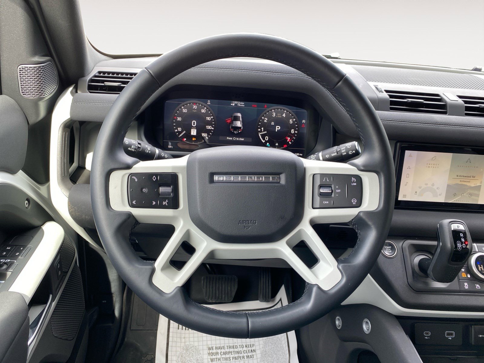 Used 2023 Land Rover Defender 110 S image 12