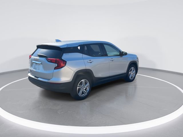 Used 2020 GMC Terrain SLE w/ LPO, Floor Liner Package FWD image 7