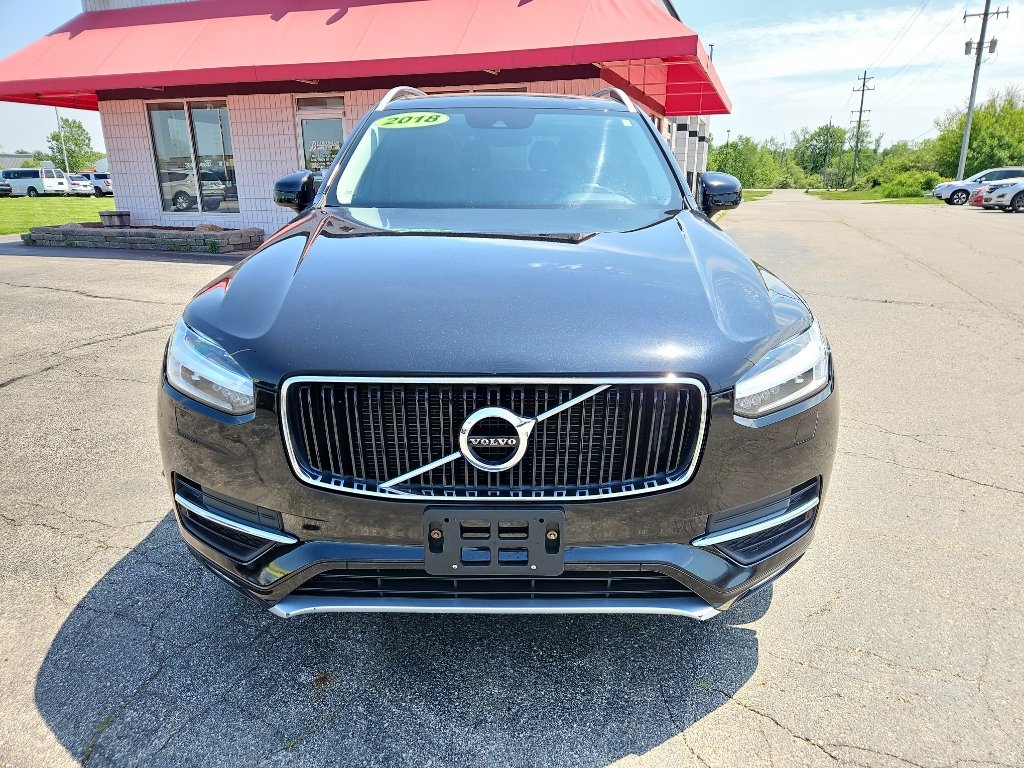 Used 2018 Volvo XC90 T6 Momentum w/ Momentum Plus Package AWD/4WD image 7