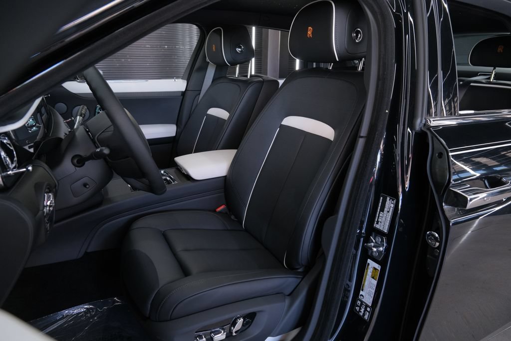 Used 2027 Rolls-Royce Ghost AWD/4WD image 11