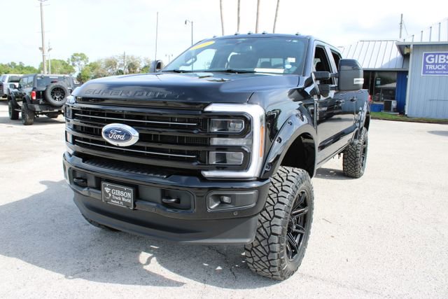 Used 2025 Ford F250 Platinum image 3