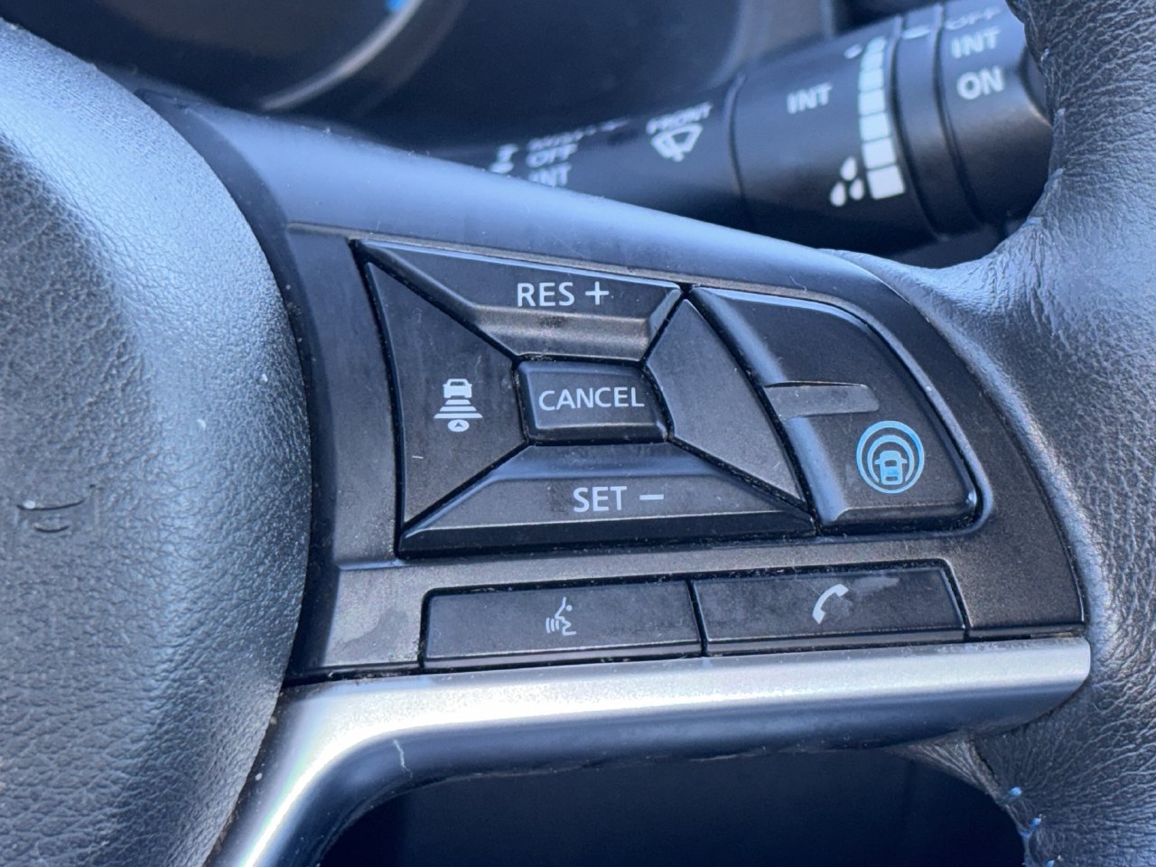 Certified 2023 Nissan Leaf SV Plus FWD image 11