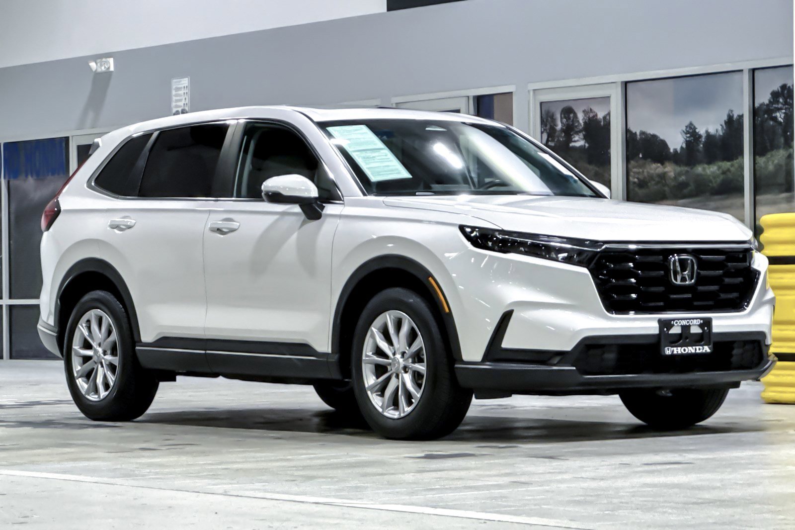 Used 2023 Honda CR-V EX image 6