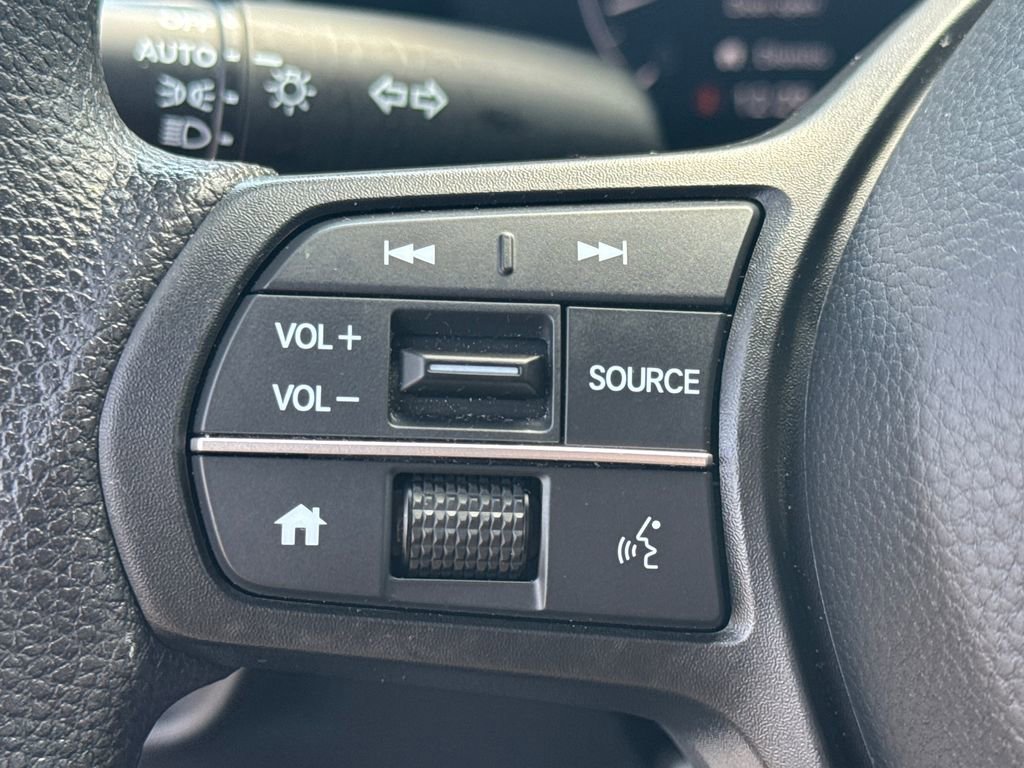 Used 2023 Honda HR-V LX image 30