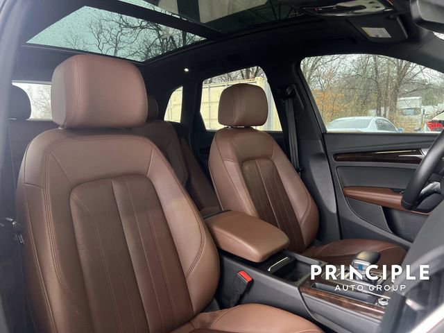 Used 2019 Audi Q5 2.0T Premium Plus w/ Premium Plus Package image 32