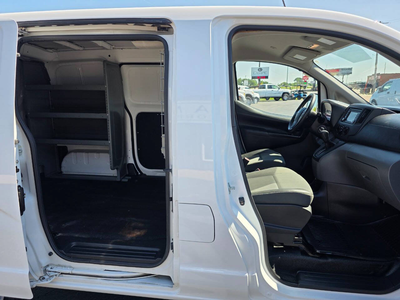 Used 2018 Nissan NV200 SV w/ Navigation Package FWD image 9