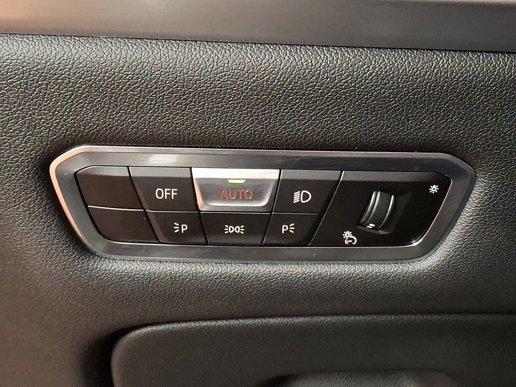 Certified 2023 BMW X7 xDrive40i w/ Premium Package image 24