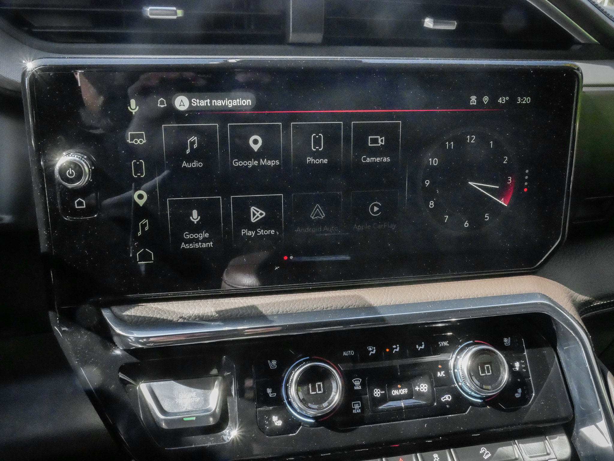 Used 2025 GMC Sierra 2500 Denali w/ Technology Package image 23