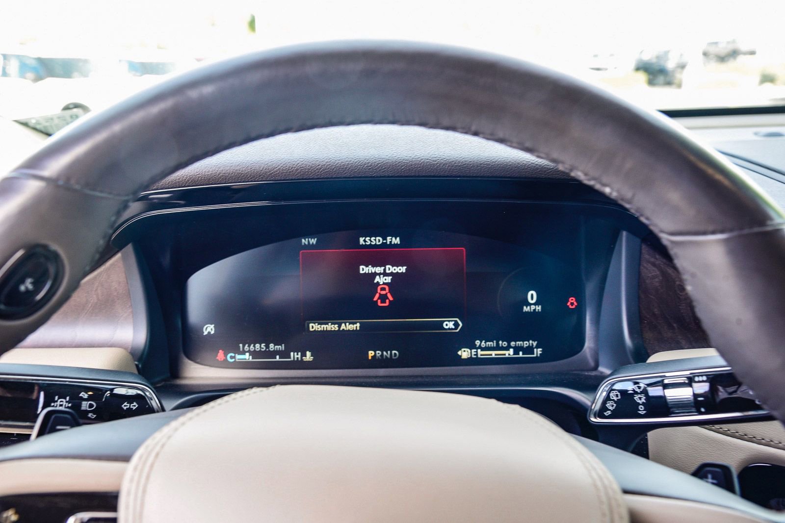 Used 2023 Lincoln Aviator Reserve w/ Equipment Group 201A image 24