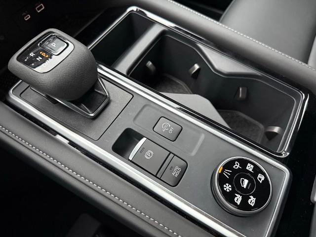 New 2025 Nissan Pathfinder SL image 25