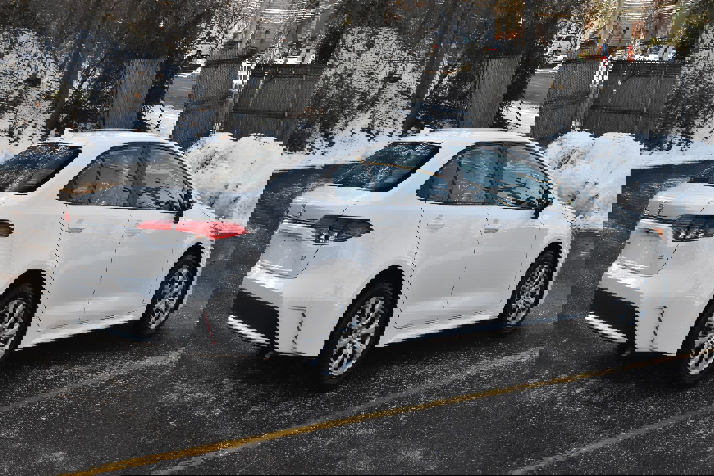 Used 2022 Toyota Corolla LE image 8