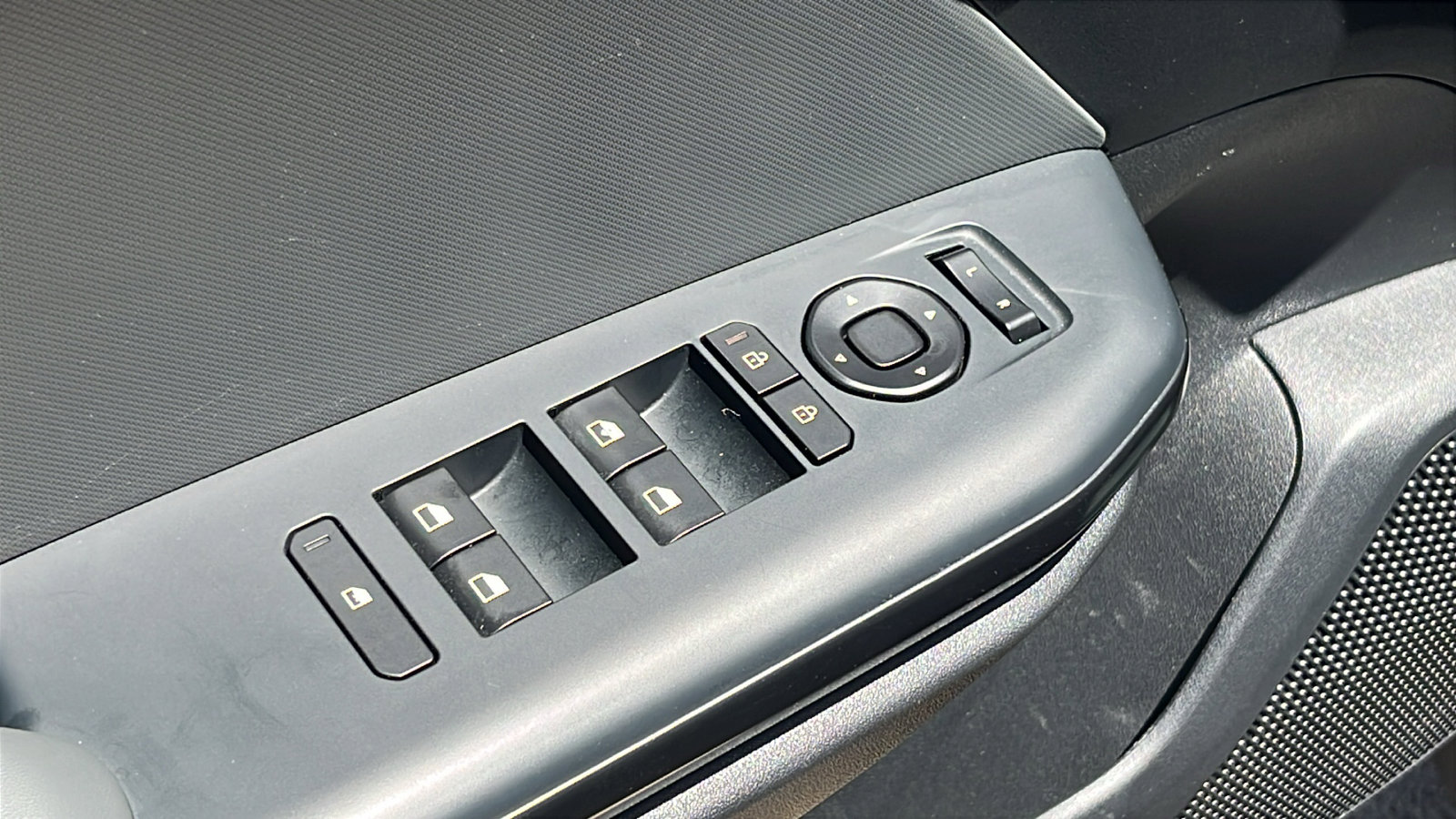 Used 2025 Kia K4 FWD image 12
