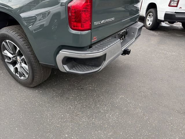 Used 2025 Chevrolet Silverado 1500 LT image 8