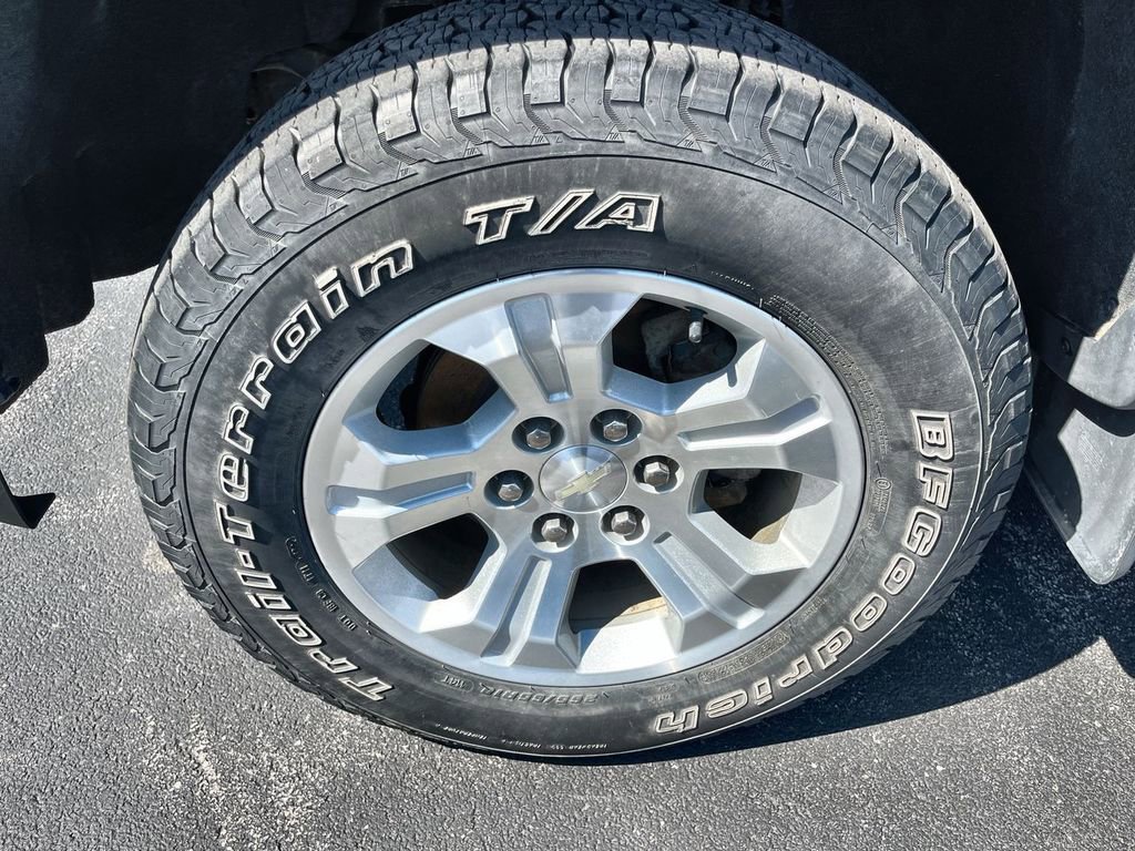 Used 2019 Chevrolet Silverado 1500 LT w/ All Star Edition image 30