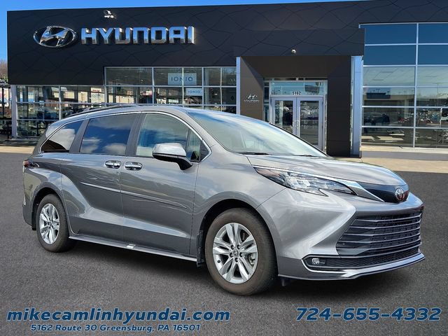 Used 2026 Toyota Sienna XLE