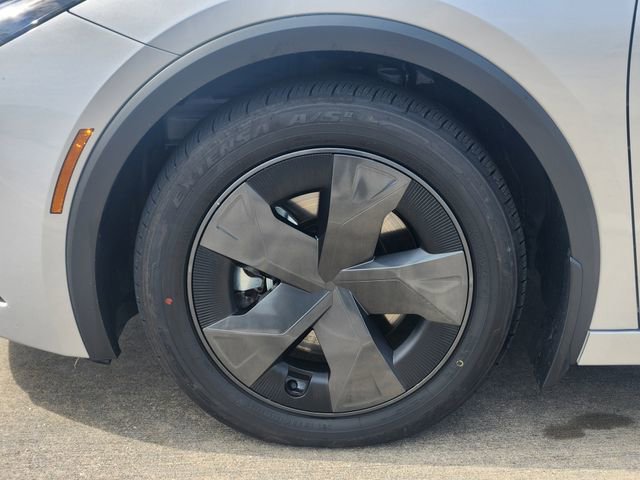 Used 2026 Toyota Prius Plug-In Hybrid FWD image 10