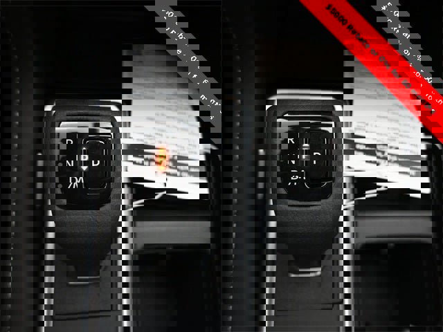 New 2025 Nissan Pathfinder SL image 17