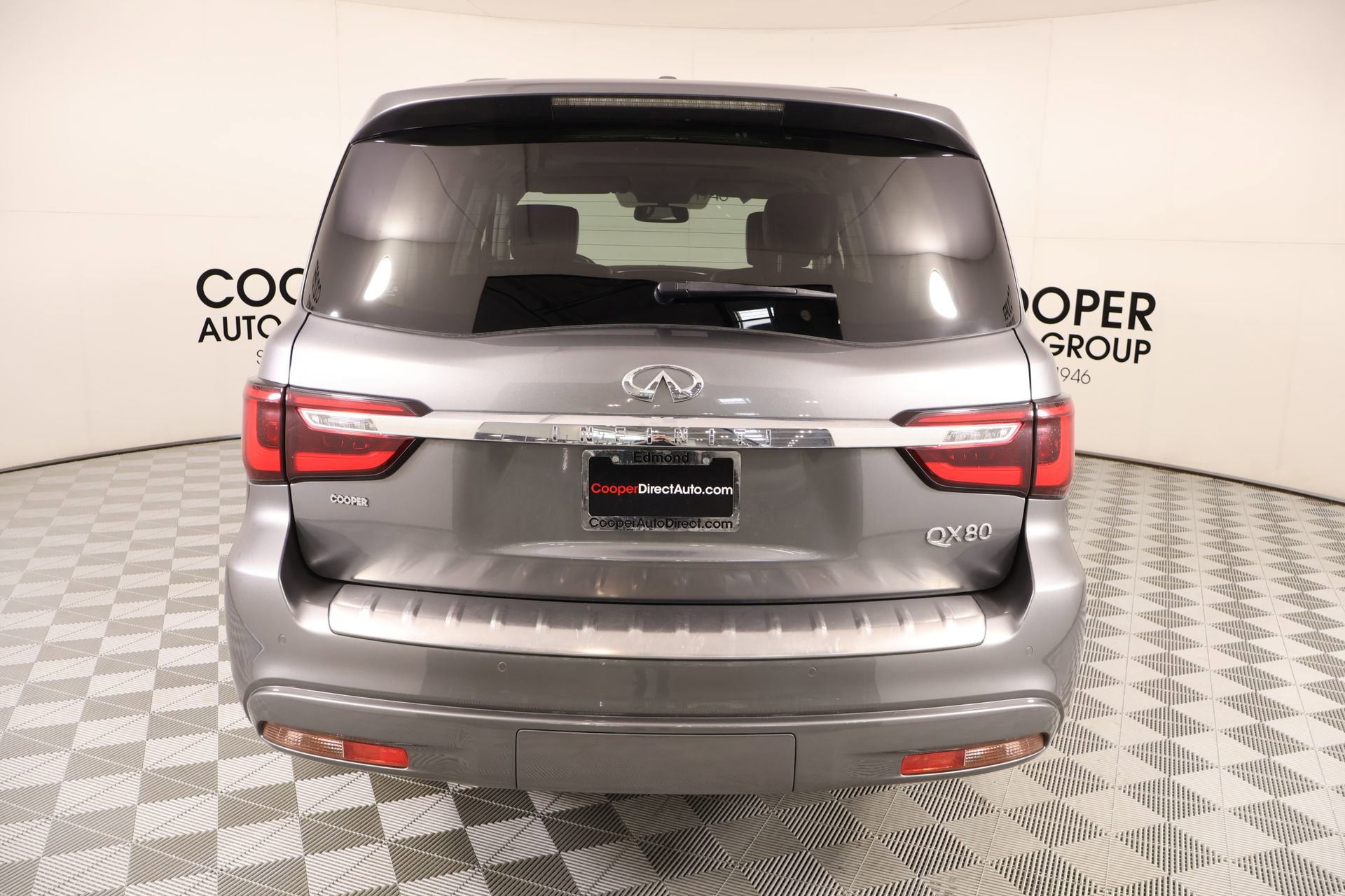 Used 2019 INFINITI QX80 Luxe w/ 22" Wheel Package AWD/4WD image 25