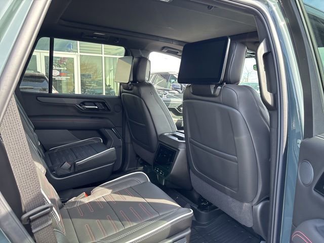 New 2026 GMC Yukon AT4 Ultimate w/ LPO, Illumination Package image 9