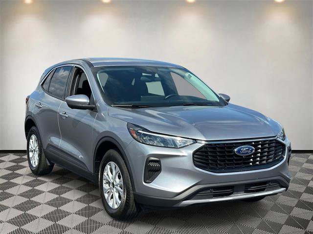 Used 2024 Ford Escape Active w/ Tech Pack #2 AWD/4WD image 1