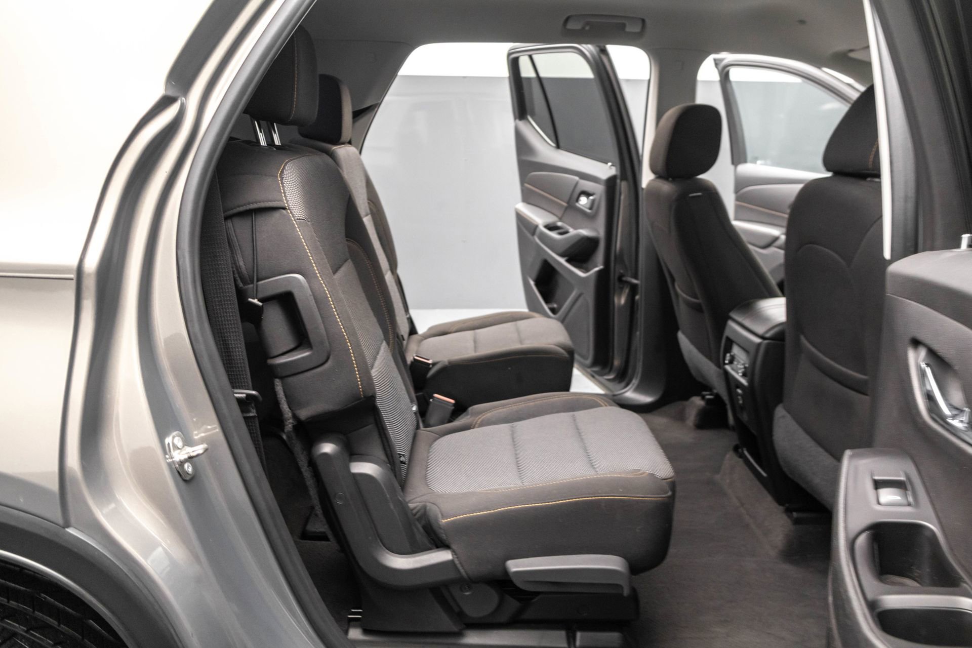 Used 2019 Chevrolet Traverse LT AWD/4WD image 34