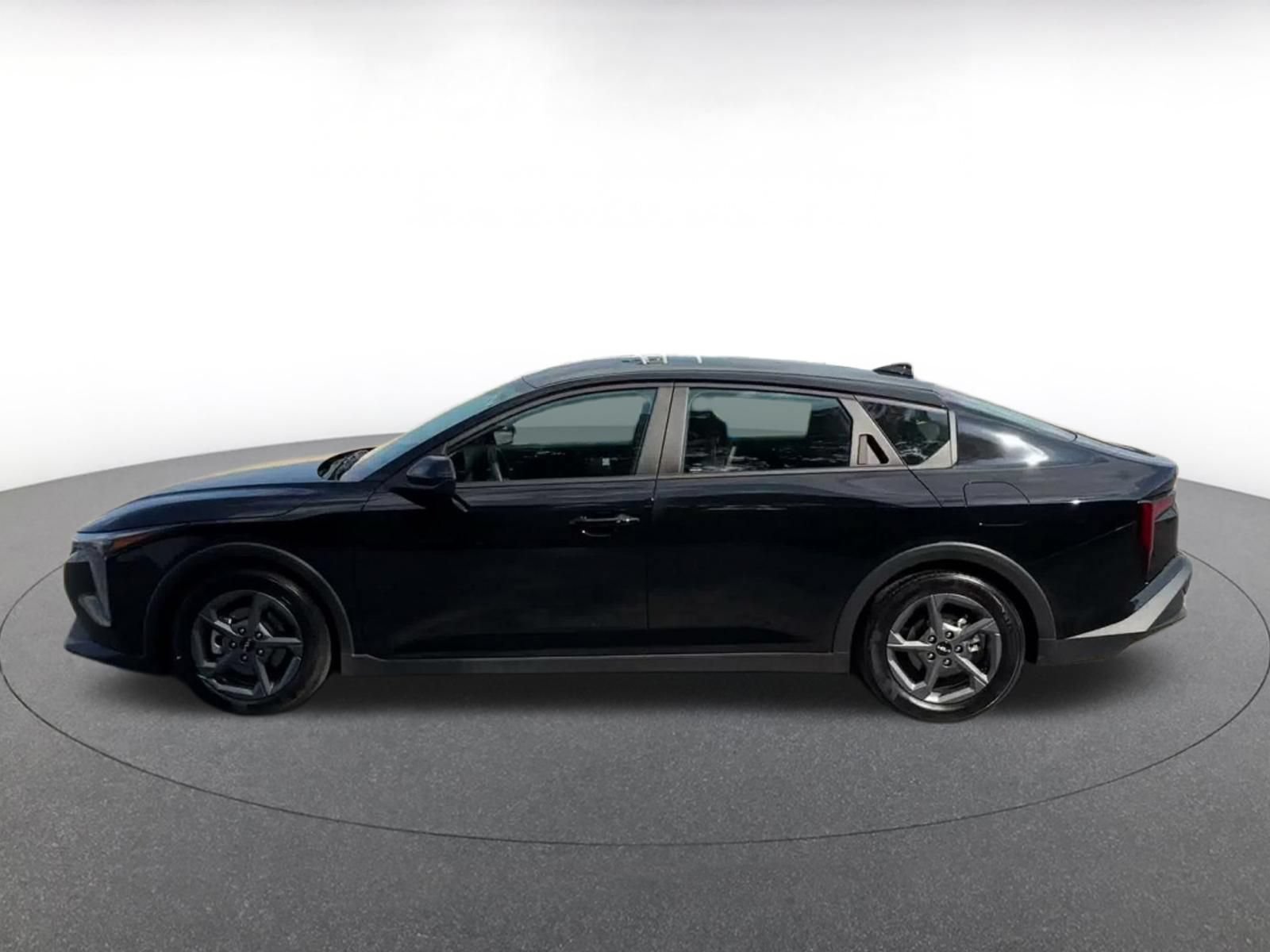 Used 2026 Kia K4 FWD image 8
